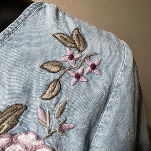 Boho embroidered top size XL - Picture 5 of 11